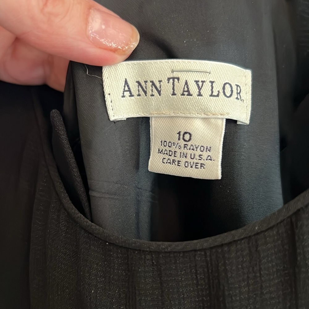 Ann Taylor Dress - Picture 7 of 9